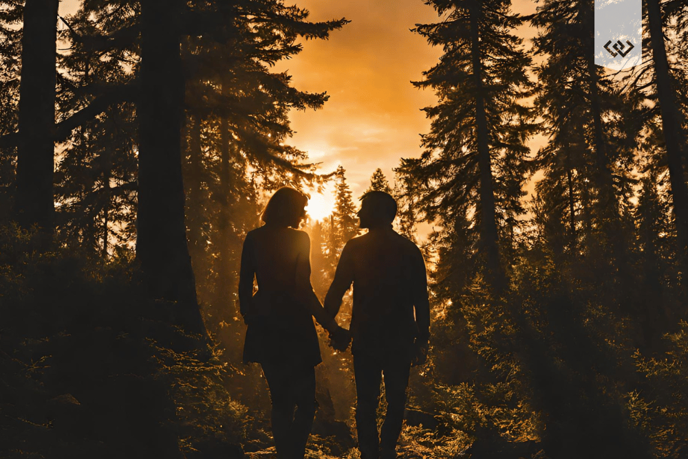 date-night-woods-sunset-couple-kitsap